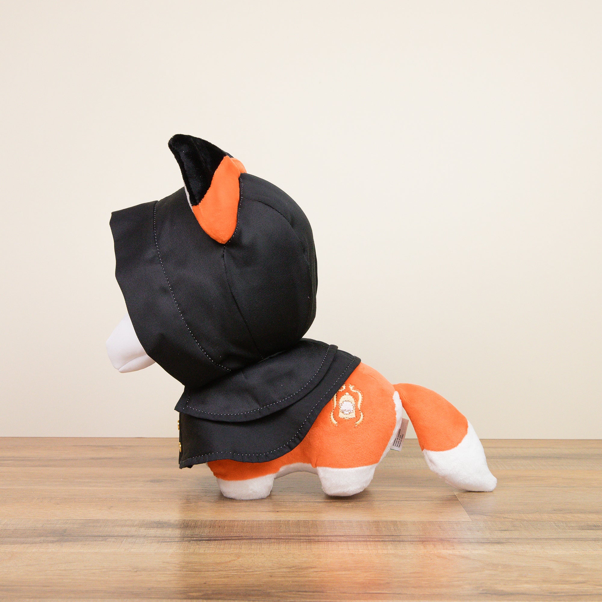 Foxxi with Plague Doctor Outfit