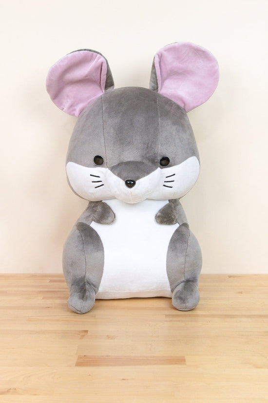 Giant Mousi the Mouse