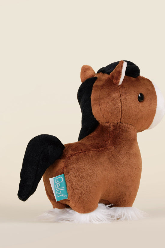 Mini Clydesdale the Horsi