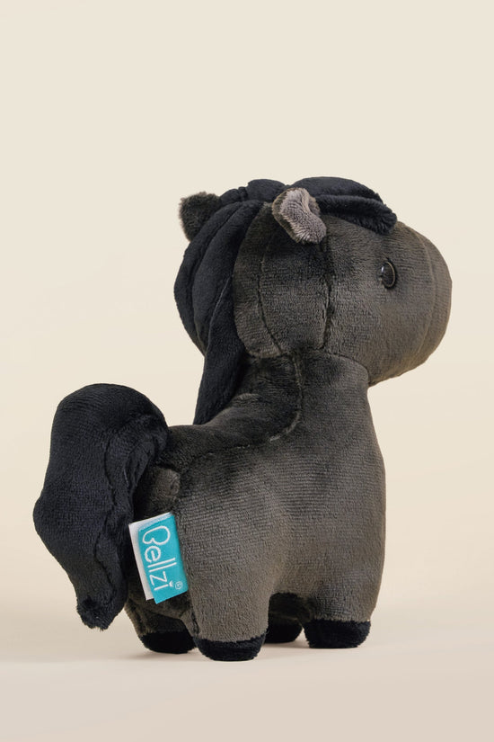Mini Friesian the Horsi