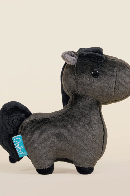 Mini Friesian the Horsi