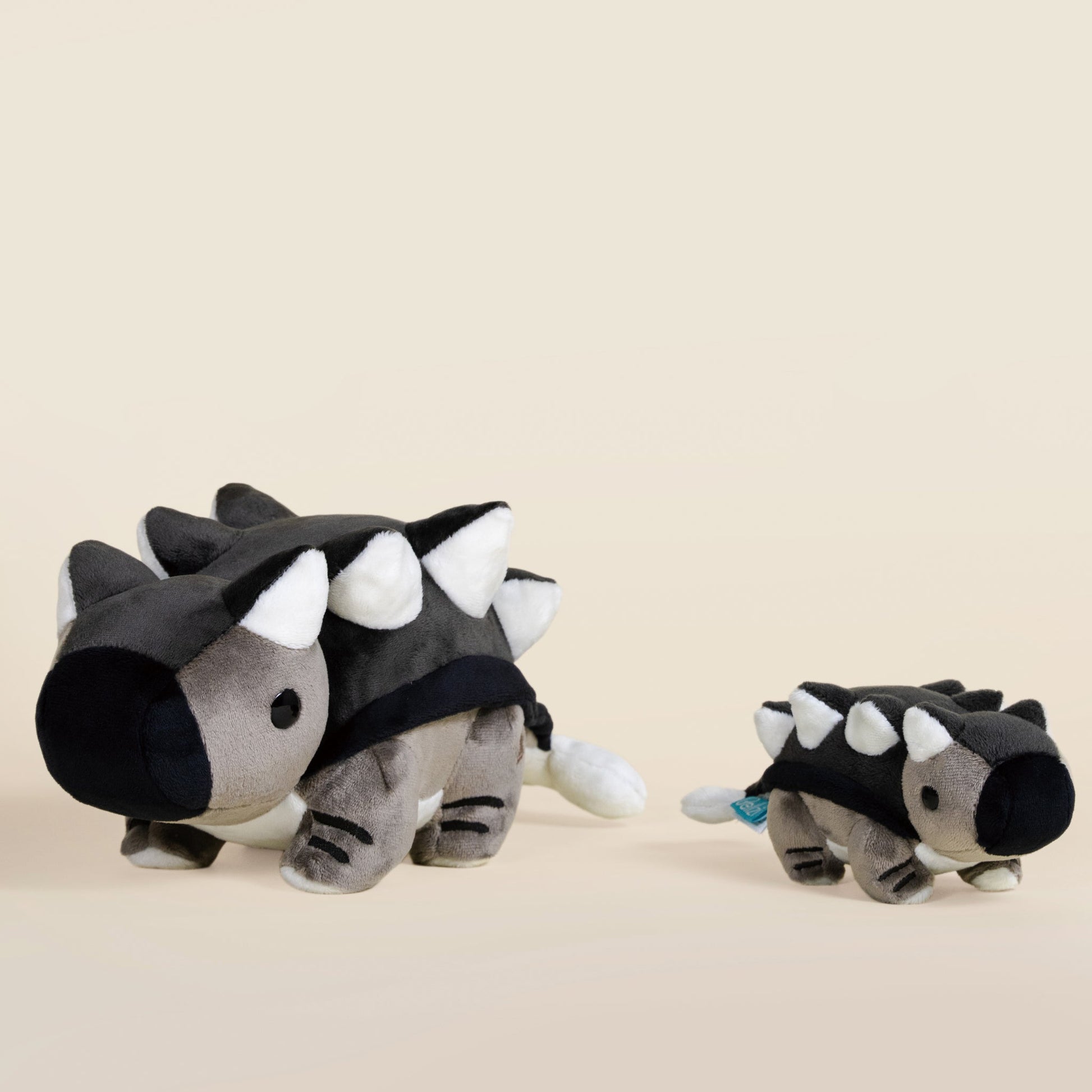 Mini Ankli the Ankylosaurus-Shadow Edition