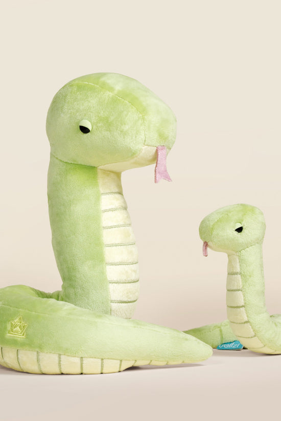 Mini Snaki the Grass Snake